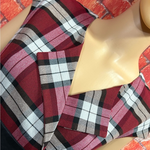 VENUS Plaid Belted Sheath Dress - Picture 2 of 10